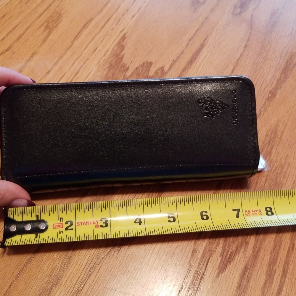 Makeup brush bag